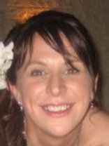 Person who looks like Marlo Thomas