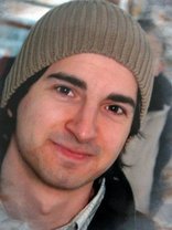 Person who looks like Jonny Lee Miller