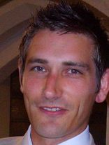 Person who looks like Michael Vartan