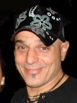 Person who looks like Hank Azaria