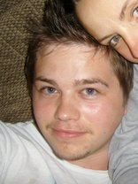 Person who looks like Leonardo DiCaprio