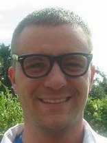 Person who looks like Woody Allen