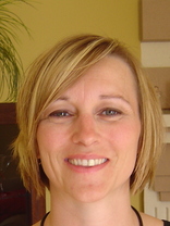 Person who looks like Teri Polo