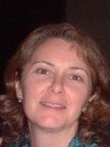 Person who looks like Bernadette Peters