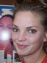 Person who looks like Linda Evangelista