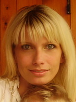 Person who looks like Claudia Schiffer