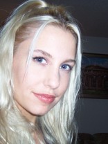 Person who looks like Sarah Carter