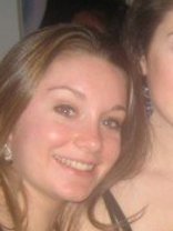 Person who looks like Ellen Pompeo