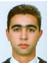 Person who looks like Bobby Cannavale