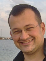 Person who looks like Jean Reno