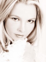 Person who looks like Rachel McAdams