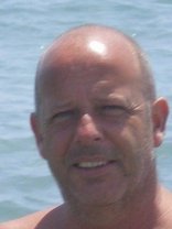 Person who looks like Bruce Willis