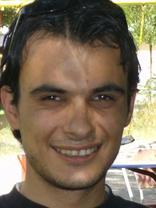 Person who looks like Robert Luketic