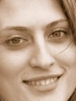 Person who looks like Dayanara Torres