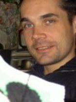 Person who looks like Kyle Brandt