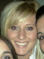 Person who looks like Molly Sims