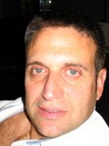 Person who looks like Michael Douglas