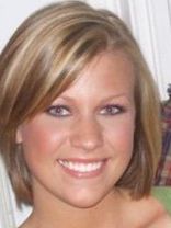 Person who looks like Kelly Clarkson