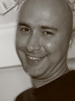 Person who looks like Evan Handler