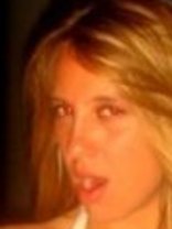 Person who looks like Jennifer Esposito