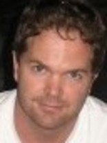 Person who looks like Joshua Jackson