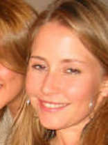 Person who looks like Elisabeth Shue