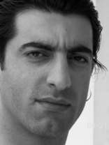 Person who looks like Ioan Gruffudd