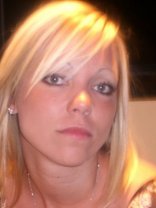 Person who looks like Anna Faris