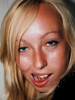 Person who looks like Lisa Kudrow