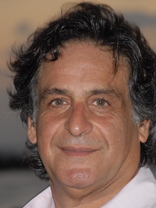 Person who looks like Dustin Hoffman