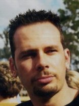 Person who looks like Kevin Dillon