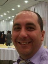 Person who looks like Tony Shalhoub