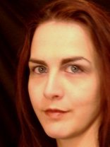 Person who looks like Carrie-Anne Moss