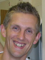 Person who looks like Peter Berg