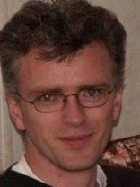 Person who looks like Robert Sean Leonard