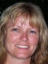 Person who looks like Cheryl Tiegs