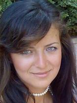 Person who looks like Heidi Mueller