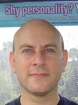 Person who looks like Paul Reiser