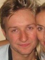 Person who looks like Simon Baker