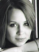 Person who looks like Christina Applegate