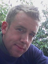 Person who looks like Michael Rosenbaum