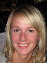 Person who looks like Julie Benz