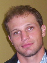 Person who looks like Breckin Meyer