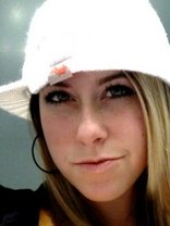 Person who looks like Tara Lipinski