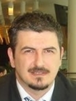 Person who looks like Charlie Sheen