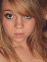 Person who looks like Lindsay Lohan