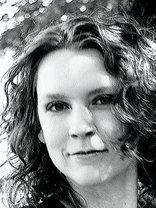 Person who looks like Jennifer Jason Leigh