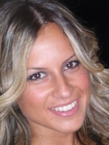 Person who looks like Elle Macpherson