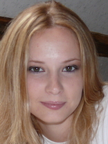 Person who looks like Kristen Bell