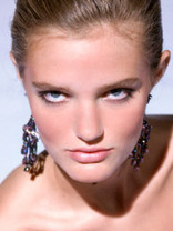 Person who looks like Keira Knightley